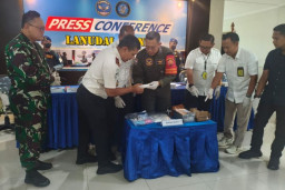 Satgaspam Juanda Gagalkan Penyelundupan 990 Gram Sabu dari WN Malaysia