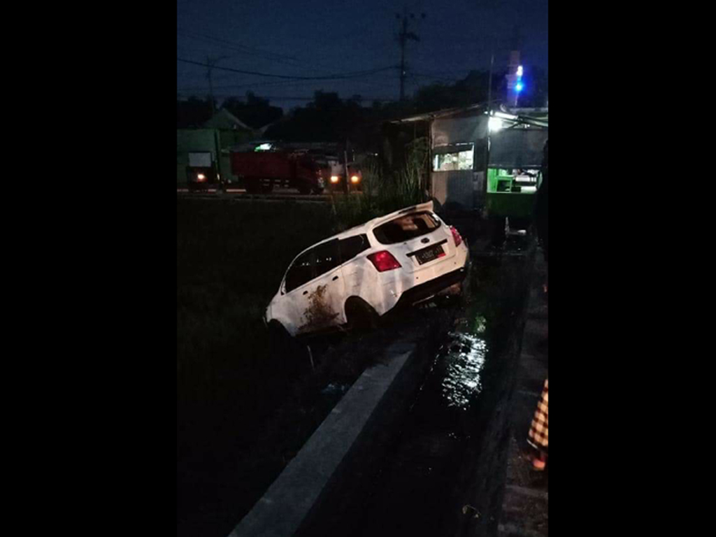 Nyungsep ke Parit, Komplotan Pencuri Mobil Antar Kota Keok di Gempol