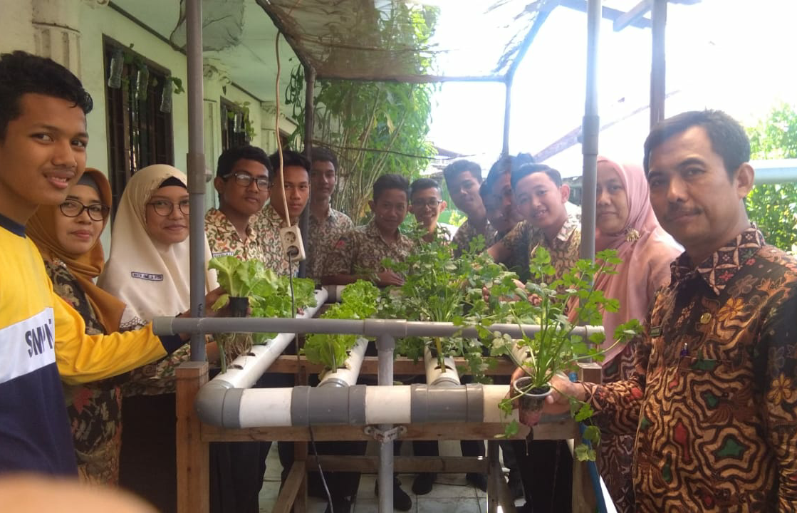 Berburu Adiwiyata Nasional, Beginilah Persiapan SMPN 2 Gresik