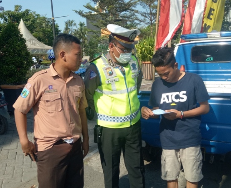 Hari Pertama Operasi Patuh Semeru, Ratusan Pengendara di Pasuruan Ditilang