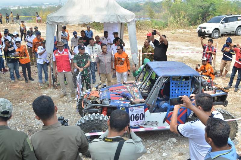 Kejurnas IOF 2019 Taklukan Bukit Bathang, Bupati Gresik: Sederhana Tapi Ekstrim