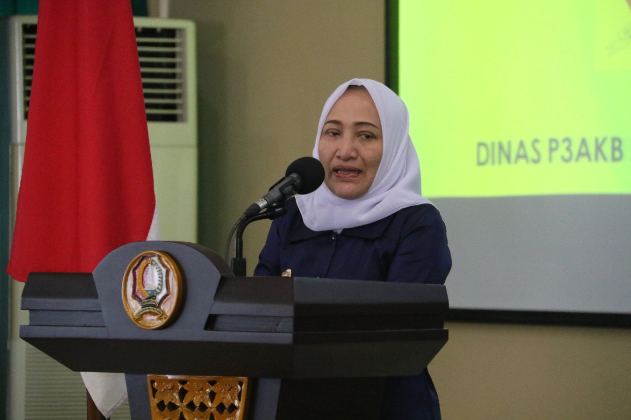 Bupati Anna; Ibu sebagai Pengawas dan Pendidik Keluarga