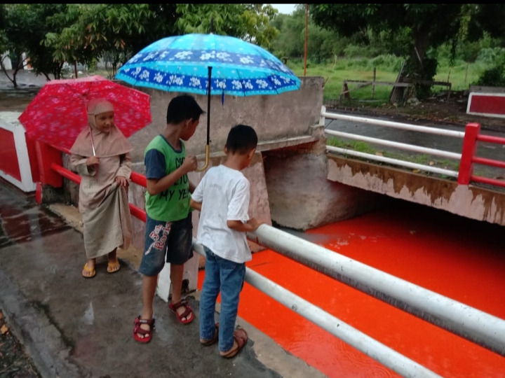 Perubahan Warna Air Anak Sungai di GKB, DLH Pastikan Bukan Limbah B3