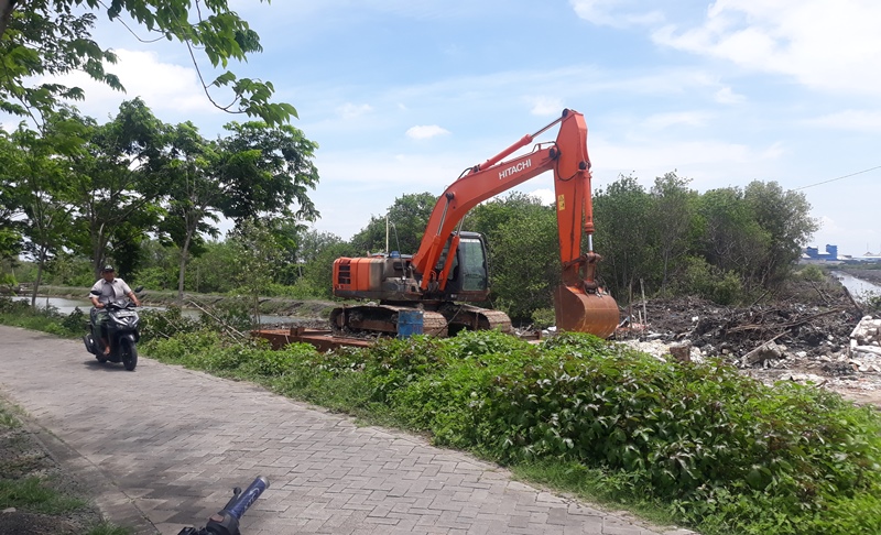 Lahan Berstatus Sengketa, Pekerjaan PT Garam di Desa Sidomukti Mandek