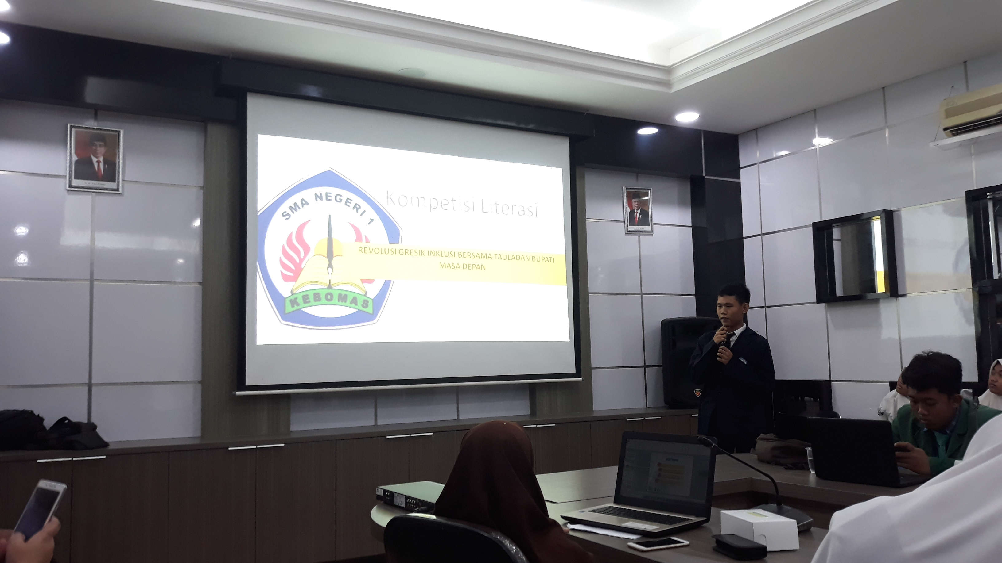 Siswa Disabilitas Raih Juara Harapan Lomba Literasi 'Sosok Bupati Gresik 2020'