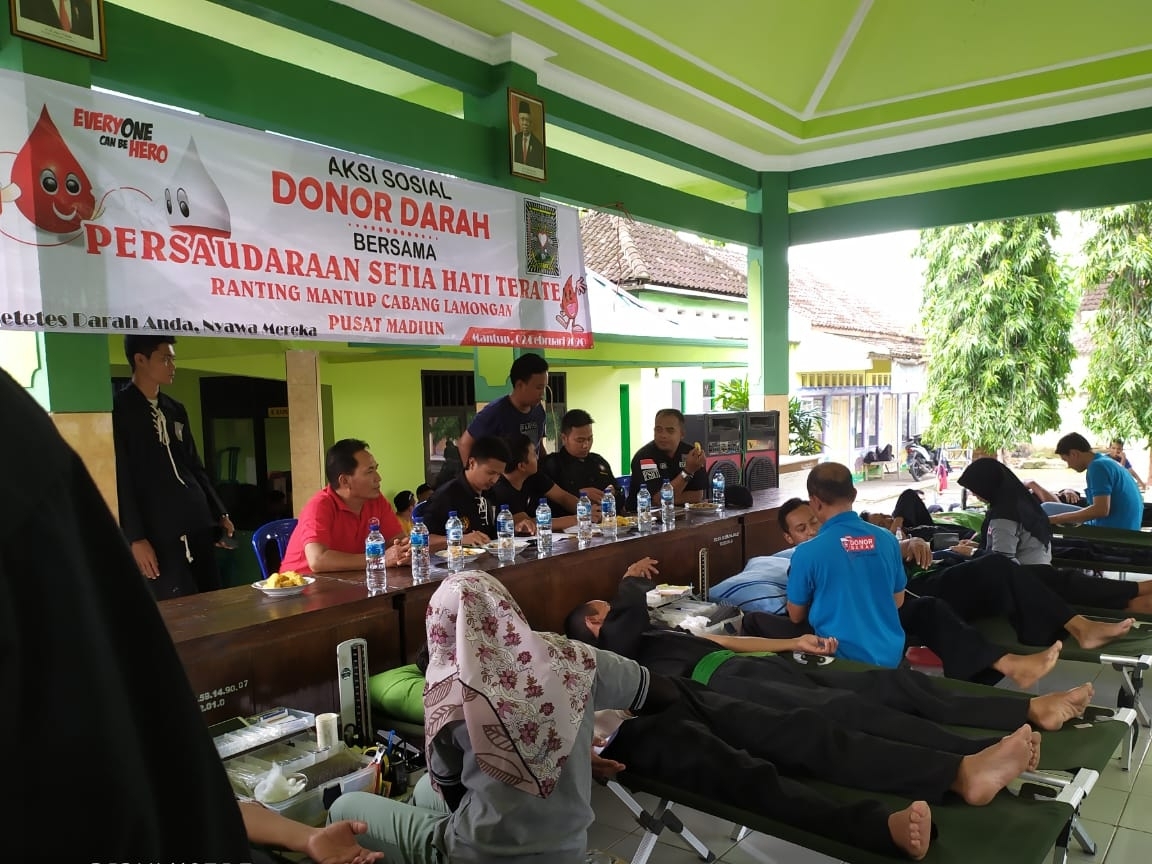 Ratusan 'Pendekar' di Lamongan Sumbangkan Darah