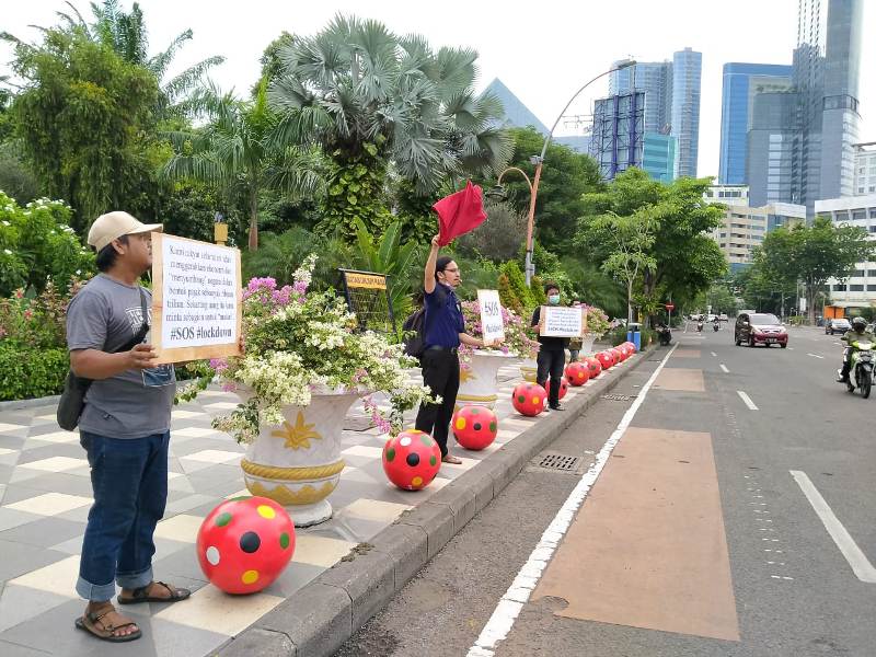 Penerapan Social Distancing Bagi Pekerja Pabrik Diragukan