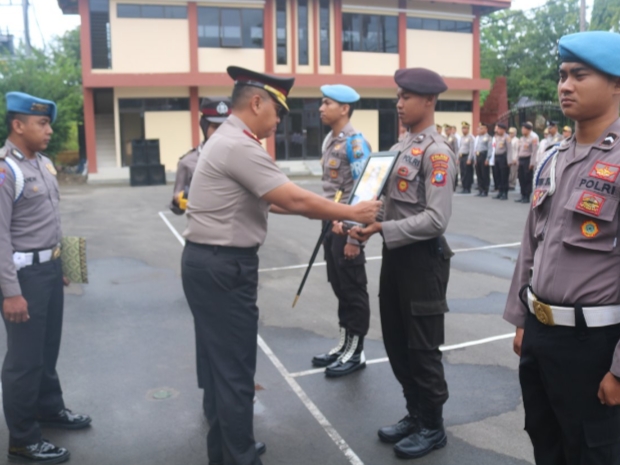Edarkan Uang Palsu, Anggota Polres Bojonegoro Dipecat Tidak Hormat