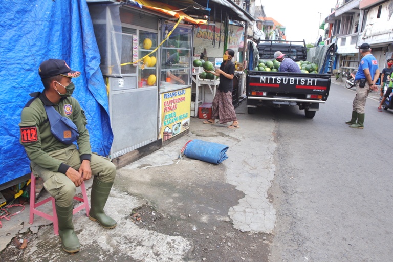 Pemkot Terus Pantau Pasar Tradisional di Surabaya