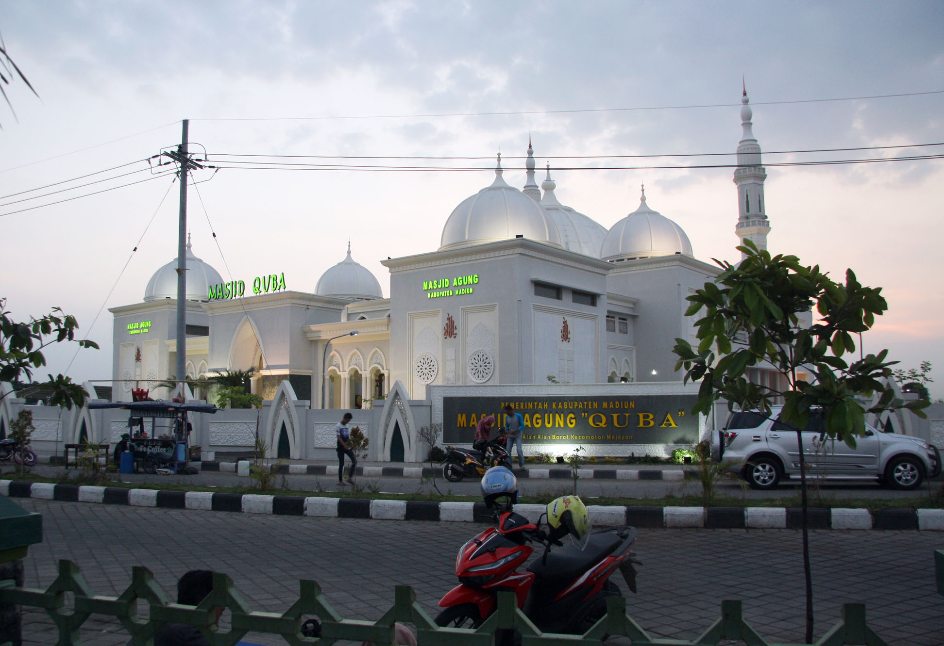 Salat Ied di Masjid Quba Madiun Ditiadakan
