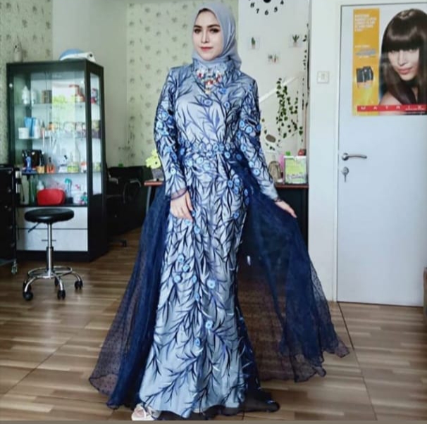 Laporan Kasus Sebut 'Lonte' Pemilik Salon di Gresik Dicabut