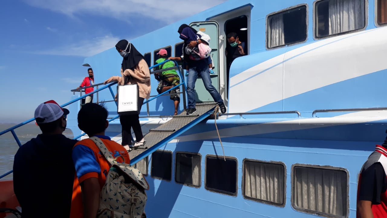 Oknum ABK Express Bahari Diduga Masukan Penumpang Tanpa Tiket ke Kapal