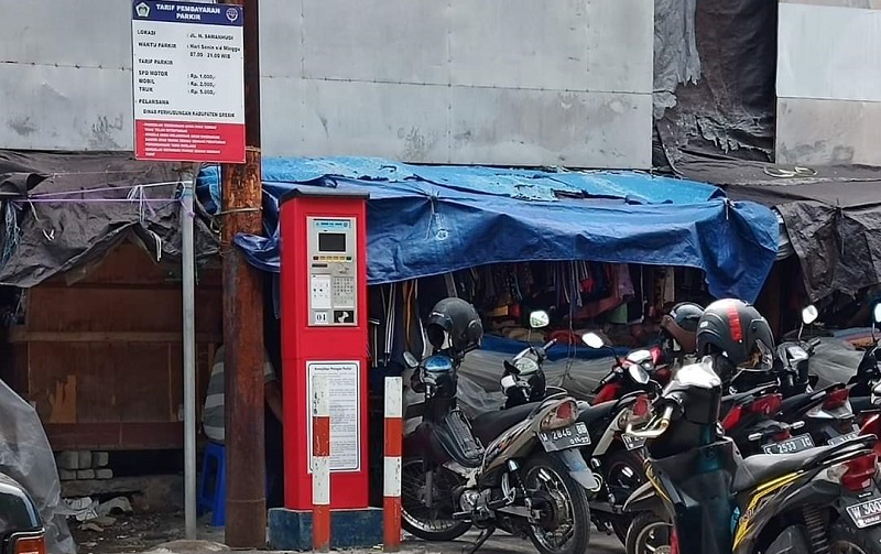 Terkendala Kerjasama Bank, Parkir Elektronik di Pasar Gresik Belum Difungsikan