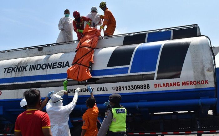 Sopir Truk Tanki di Tuban Tewas