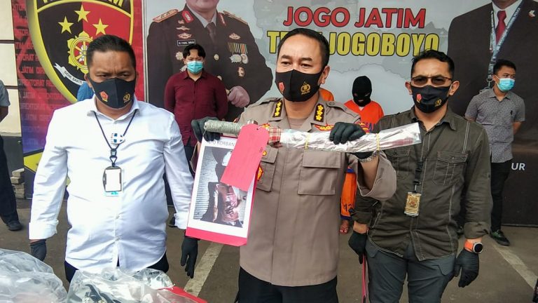 Pembunuhan di Hutan Kesimen Prigen Gara-gara Chat Mesra Istri Pelaku dengan Korban
