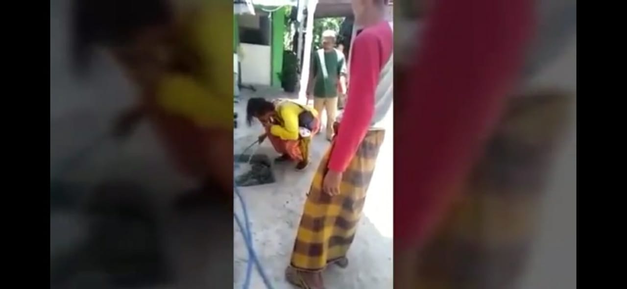 Badut Ini Jadi Tidak Lucu Gara-gara Curi Celana Dalam
