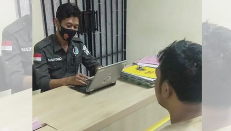 Polisi Tangkap Pemuda Tanggulangin Bawa Sabu