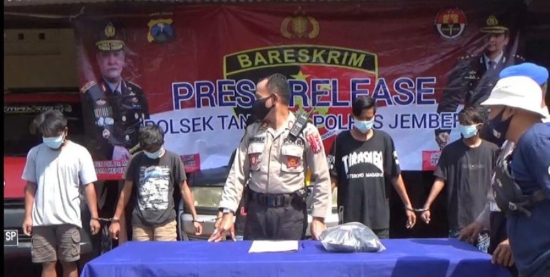 Diajak Gabung Pesta Miras, Siswi SMA di Jember Diperkosa 8 Pemuda
