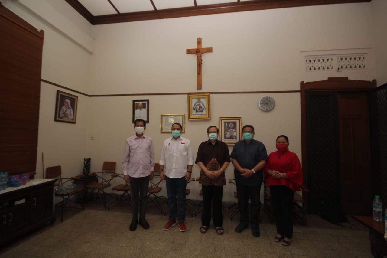 Eri Cahyadi Minta Didoakan Uskup Katholik Surabaya