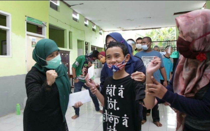 Paslon Nomor 3 Kelana Aprilianto - Dwi Astutik Berkomitmen Prioritaskan Pendidikan Anak Berkebutuhan Khusus