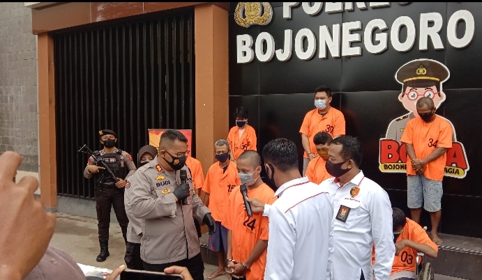 Cari Pacar di Facebook, Ujung-ujungnya Gadis 14 Tahun di Bojonegoro Ini Jadi Sasaran 'Tembak' Pemuda Gragas