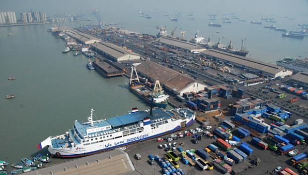 Pelabuhan Tanjung Perak Surabaya Mulai Terapkan SSm dan Joint Inspection Bea Cukai