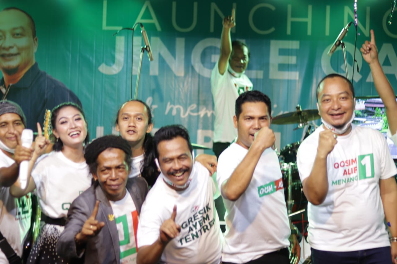 Live Launching Jingle Qosim-Alif, Meriah Disambut Antusias Pendukung Seluruh Gresik Hingga 41 Ribu Tayangan