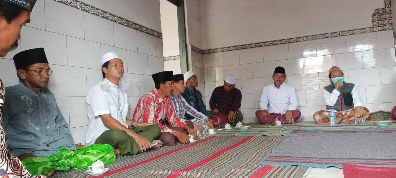 Kiyai Hazmi Basyir Rapatkan Barisan Para Alumni dan Guru Ngaji Demi Menangkan Paslon 01