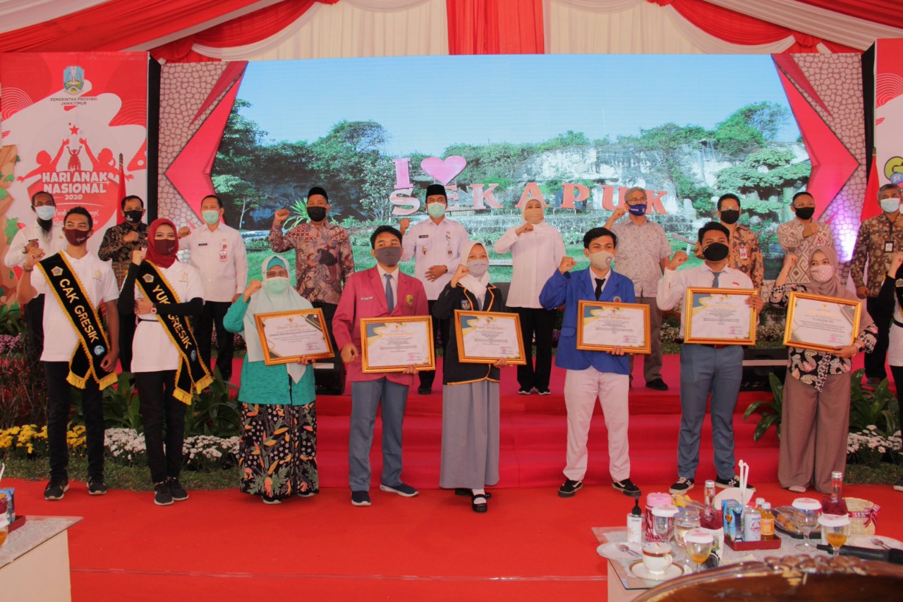 Era Khofifah-Emil, Pendidikan Jatim Raih 70 Medali Hingga Juara Umum KSN