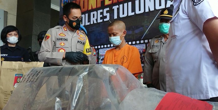 Omongan Tetangga di Tulungagung Berujung Maut, Suami Tahlilan Istri Dibunuh
