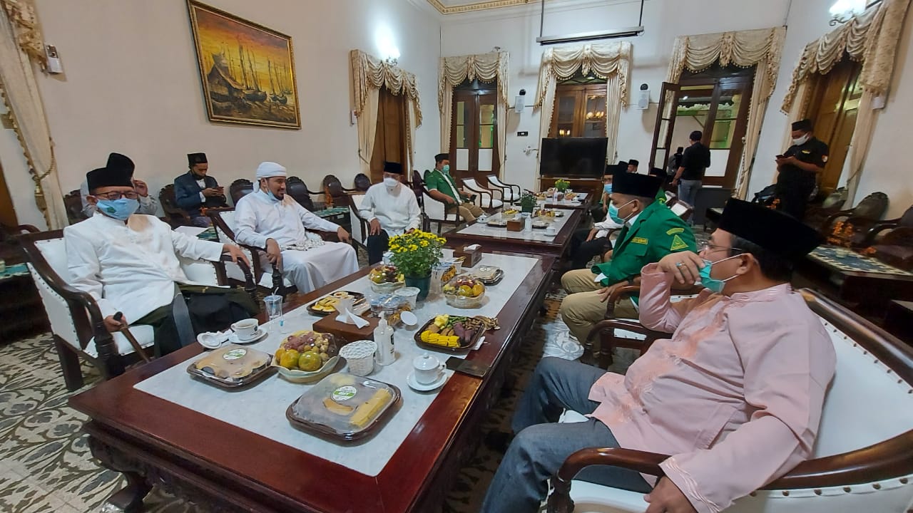 Pj Bupati Sidoarjo : Pesantren Selain Tempat Transformasi Ilmu ke Islaman Juga Tempat Pengembangan Santri Preneur