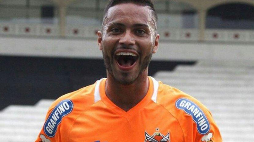 Tahun Baruan di Kampung Halaman, Gelandang Arema Bruno Smith Tinggalkan Malang  