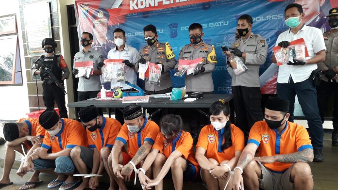Gara-gara Sabu-sabu, Dua Pasang Kekasih Cinta Mati Sampai Penjara