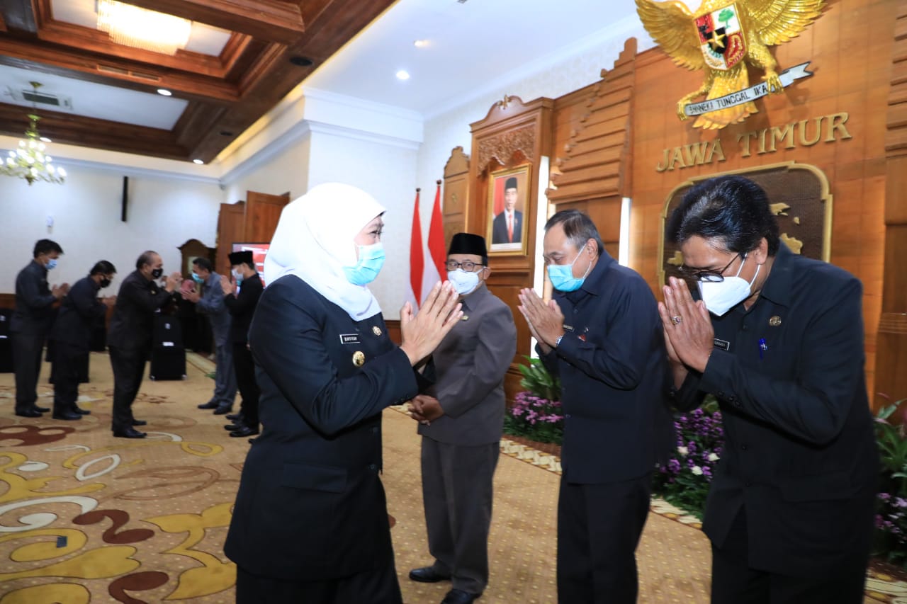 Tingkatkan Disiplin Protokol Kesehatan, Gubernur Khofifah Ajak Masyarakat Gunakan Hak Pilih dan Jaga Pilkada Aman, Damai dan Kondusif
