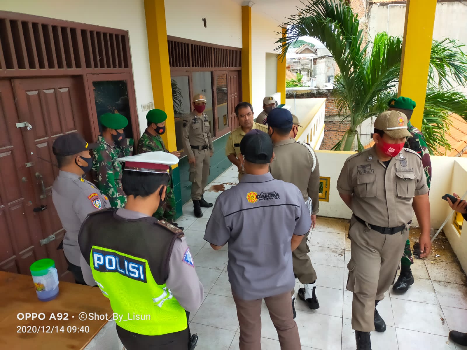 2 Kantor PPK di Gresik Ini Didatangi Polisi-TNI Saat Hitung Ulang, Ada Apa?