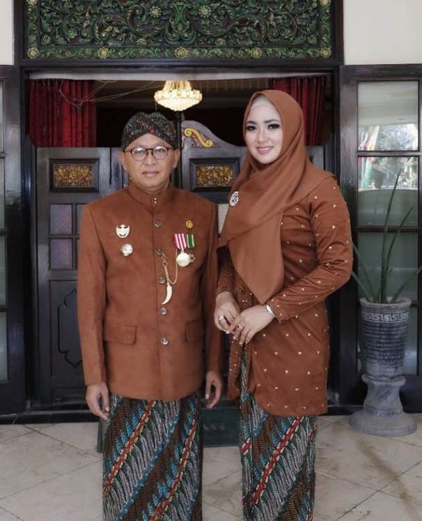 Bupati Sumenep KH. Busyro Karim dan istri Nur Fitriana Terpapar Covid-19