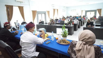 Nelayan Butuh Izin dari  Gubernur atau Menteri, Cukup Datang ke Muncar