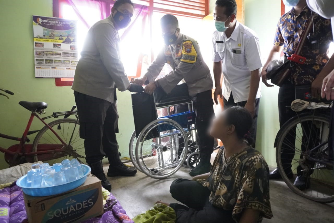 Sambangi Korban Pencabulan, Kapolres Bojonegoro Datang Berikan Semangat