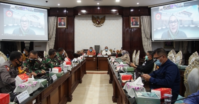 Plt Wali Kota Keberatan Soal Rencana Pembatasan di Surabaya, Whisnu Protes : Harusnya Seluruh Kabupaten Kota di Jatim