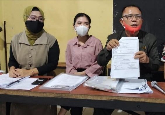Pasutri Pengacara Berikan Klarifikasi Soal Penjemputan Paksa Dirinya