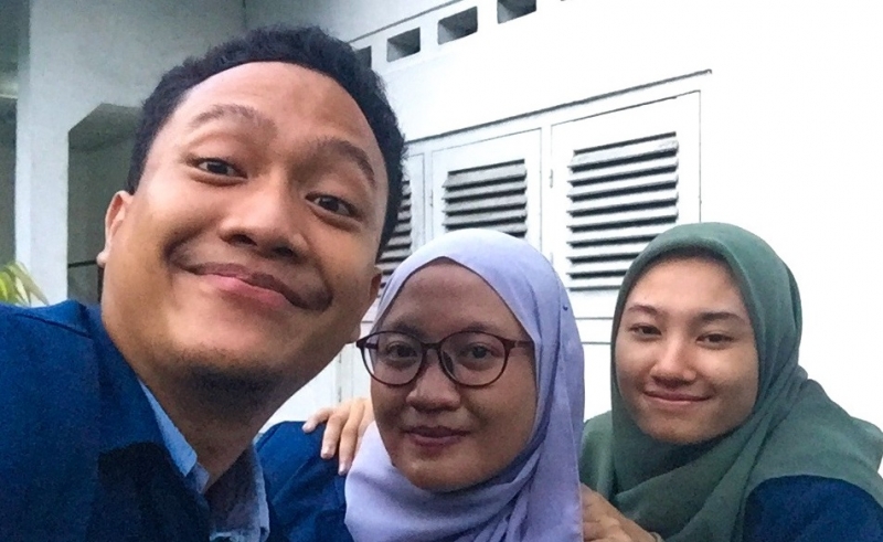 Tiga Mahasiswa Unair Juara II Nasional Karena Ciptakan Limbah Kulit Udang Sebagai Handsanitizer