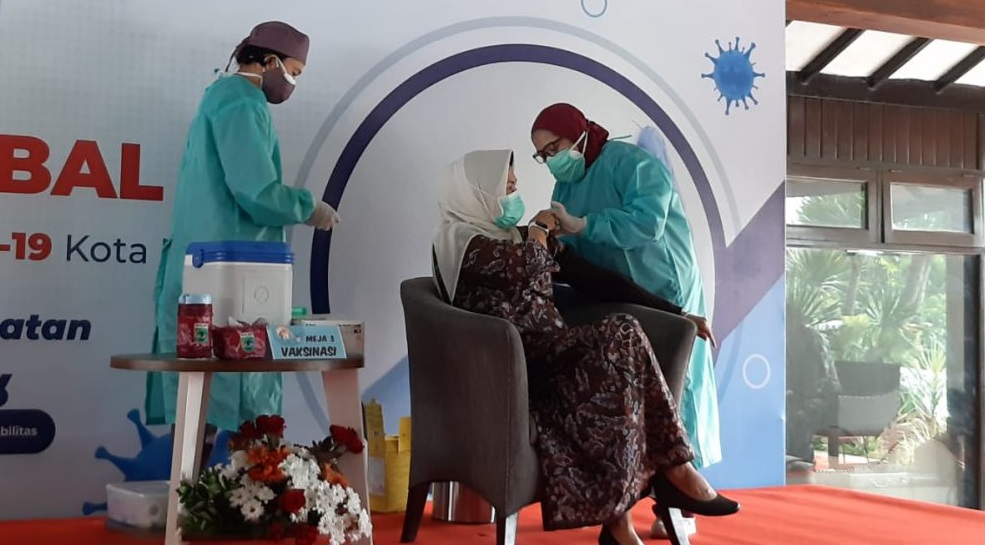 Wali Kota dan Forkopimda Batu Mulai Vaksin Perdana Hari Ini