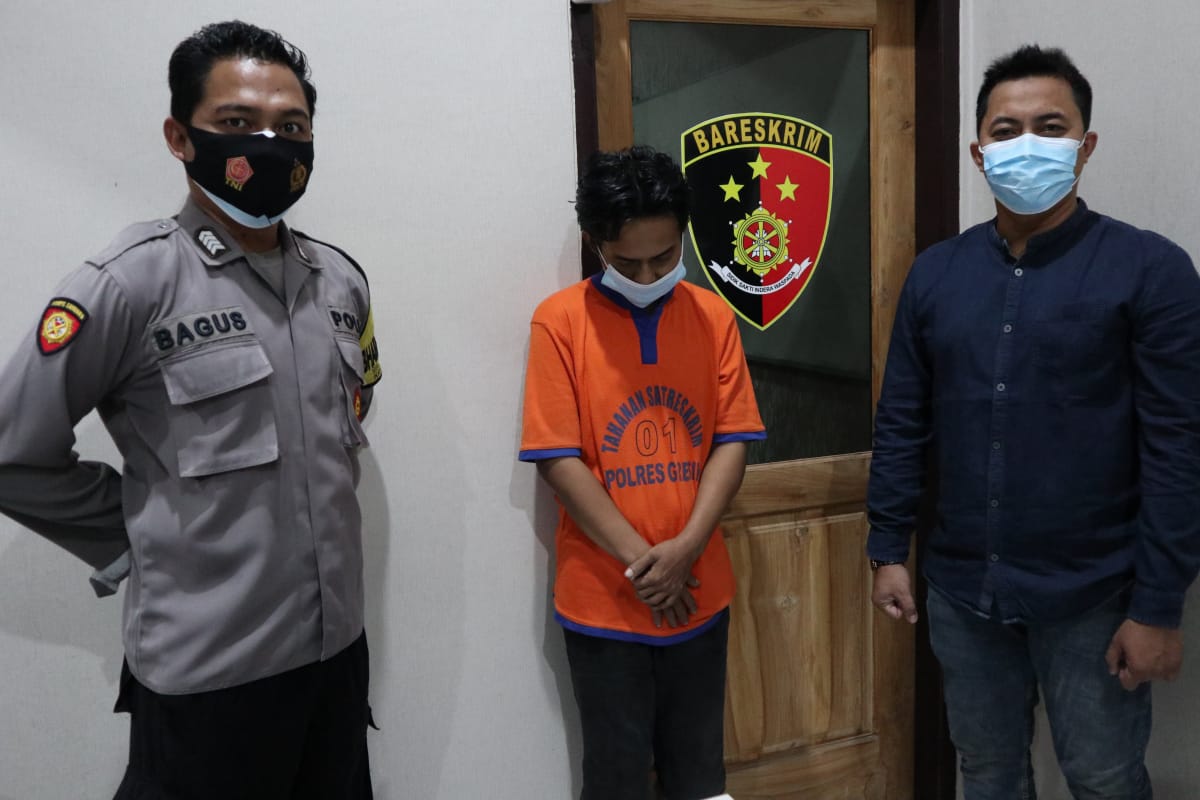 Teler Usai Nyabu, Warga Jember Ini Nyungsep ke Dalam Tambak