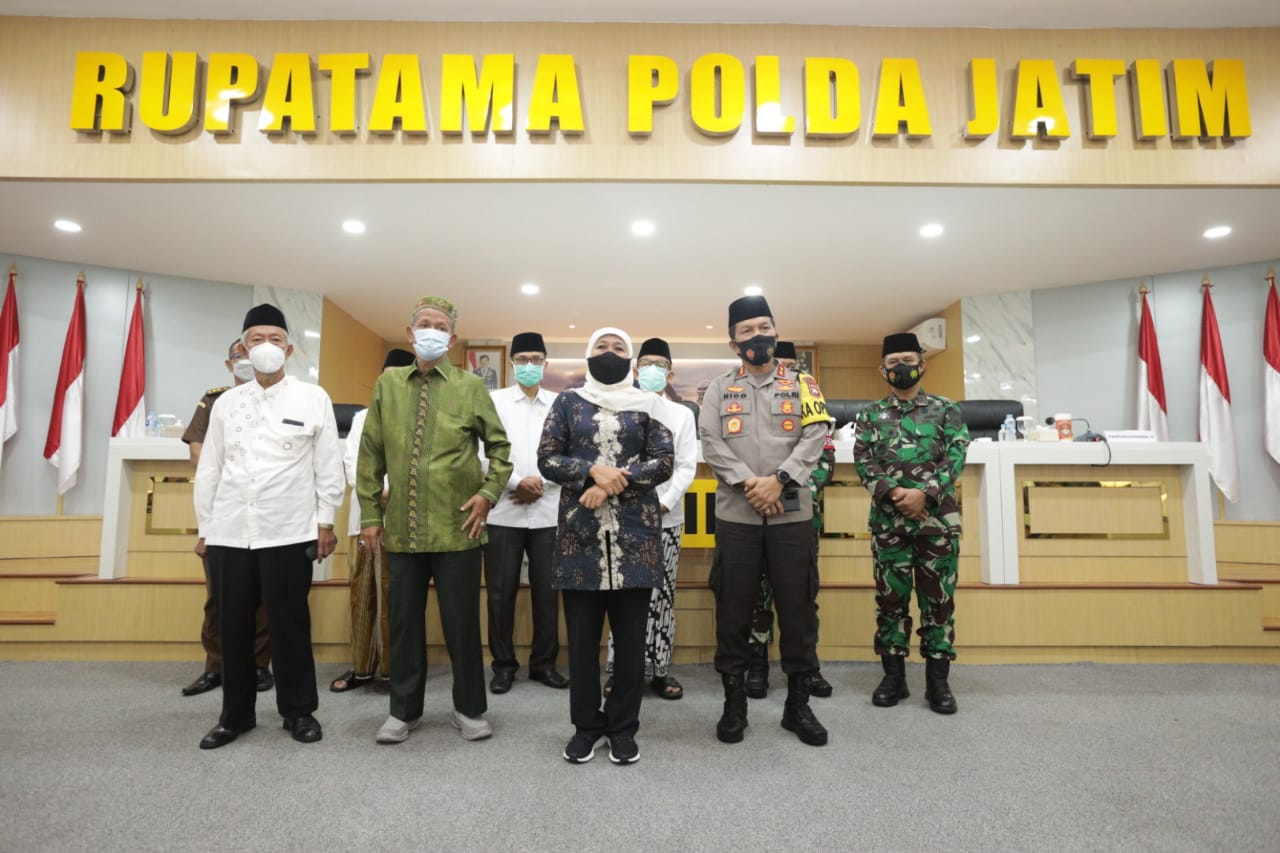 Forkopimda Jatim Buat Gerakan Santri Bermasker, Ini 5 Ikrarnya