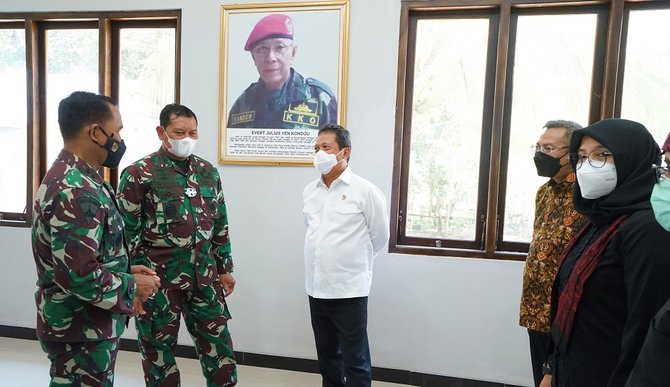 Kasal LaksamanaYudo Margono resmikan gedung Evert Julius Van Kondou