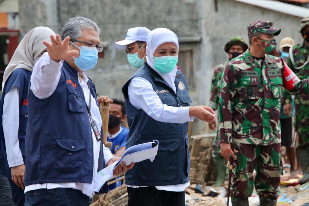 Atasi Banjir Luapan Sungai Kedunggaleng Probolinggo, Gubernur Khofifah: Segera Dikasih Bronjong dan Dibangun Plengsengan Permanen