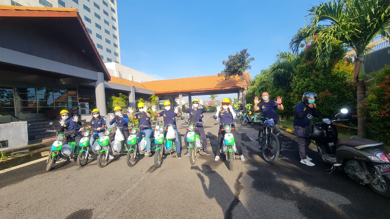Anniversary ke-9, Midtown Indonesia Hotels Berbagi Sarapan Pagi untuk Masyarakat Melalui CSR