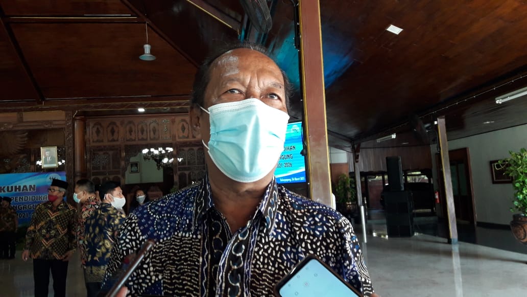 Gawat ! di Tulungagung Ada Penelepon Gelap Nagku Kepala Dinas Minta Jatah Fee Proyek