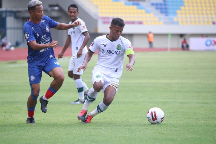 Ditahan Imbang 1 : 1 Lawan Tira Persikabo, Pelatih Arema Sebut Kalah Stamina