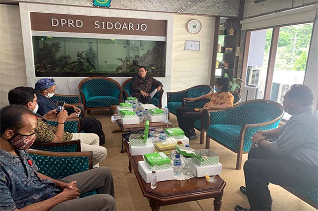 Ketua DPRD Sidoarjo Berharap Komunitas Brang Wetan Ikut Majukan Sidoarjo